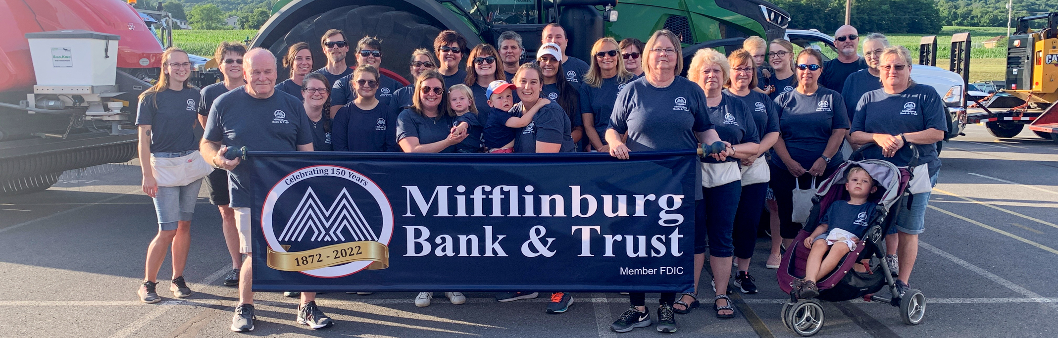 Photo of Mifflinburg Bank and Trust Team at the New Berlin Parade in 2022